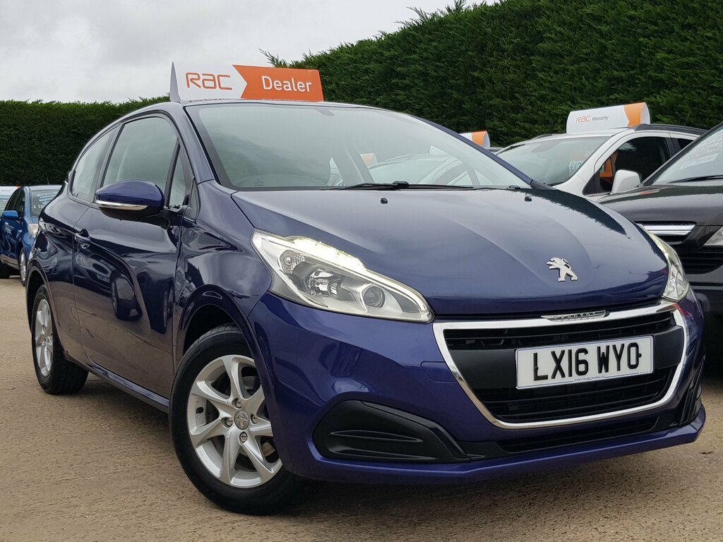 Peugeot 208 1.2 Active - 1 Owner Just 14,000 Miles Blue