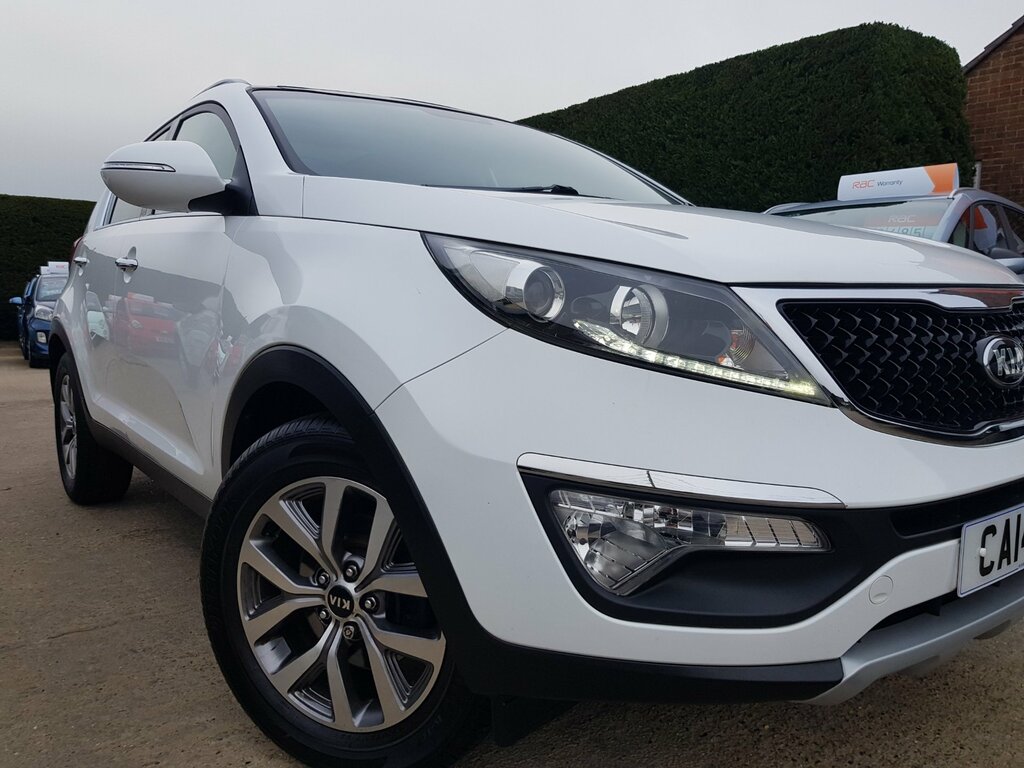 Kia Sportage 1.7 Crdi 2 Eco Dynamics - Panoramic Roof White #3