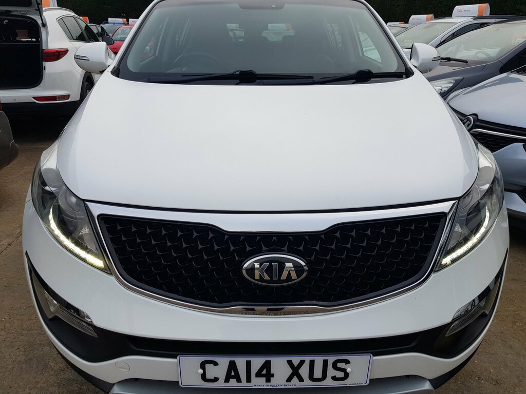 Kia Sportage 1.7 Crdi 2 Eco Dynamics - Panoramic Roof White #4