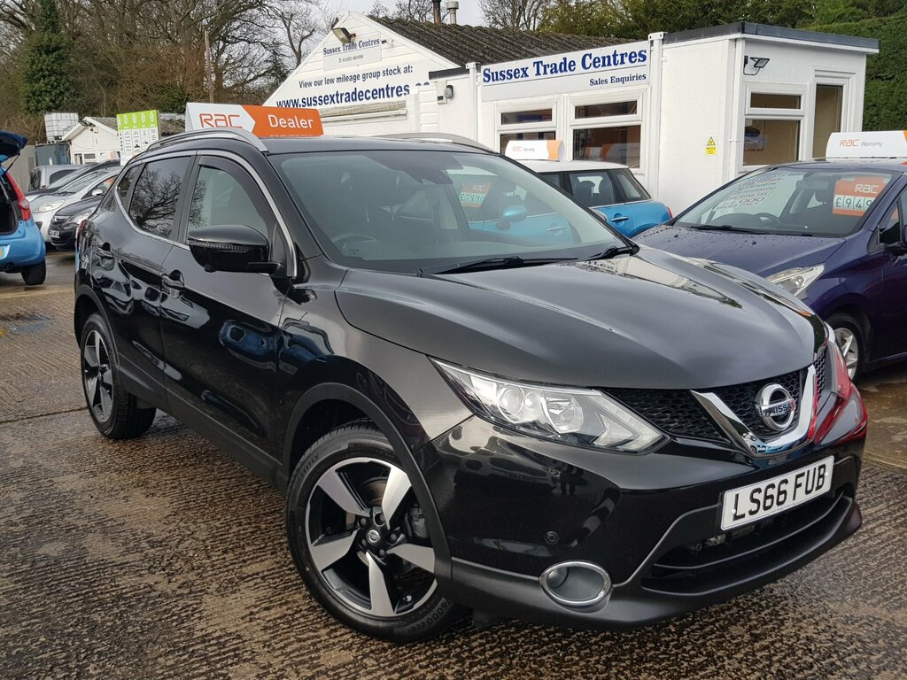 Nissan Qashqai 1.2 Dig-t N-connecta - Sat Nav Pan -Ro LS66FUB Black #2