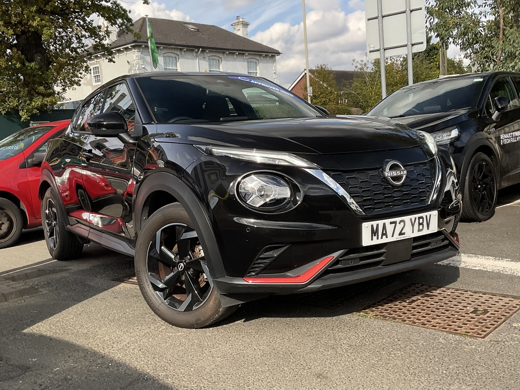 Nissan Juke 1.6 N Connecta Suv Hybrid Black