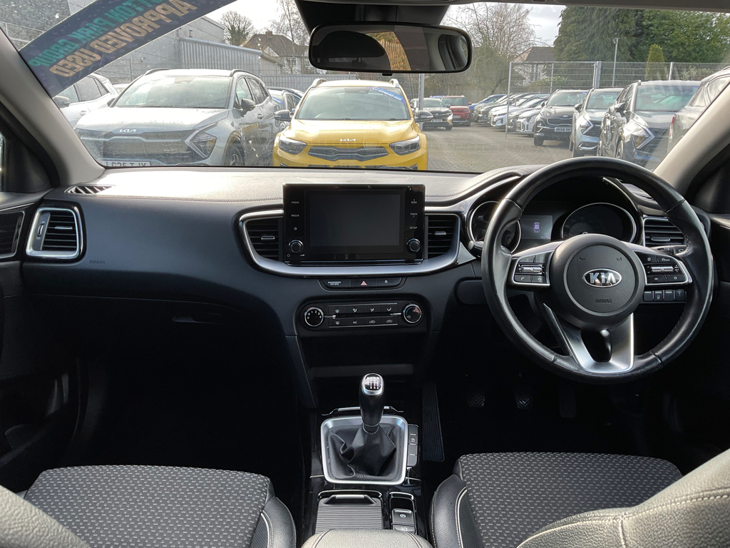 Kia Xceed 1.0 T Gdi Edition Suv PN70NFZ #2