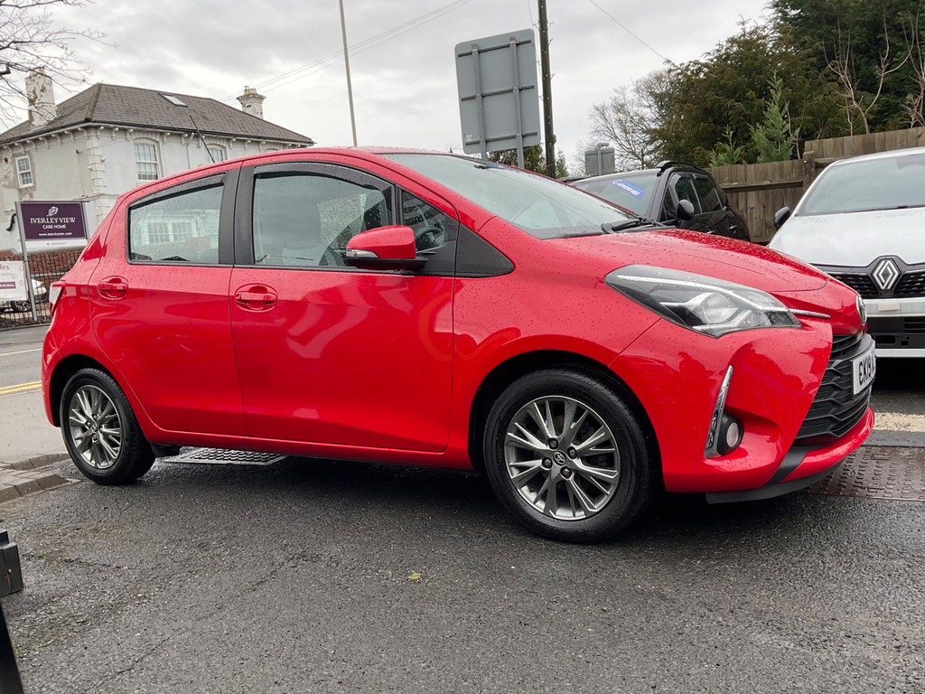 Toyota Yaris 1.0 Vvt I Icon Hatchback Red #4