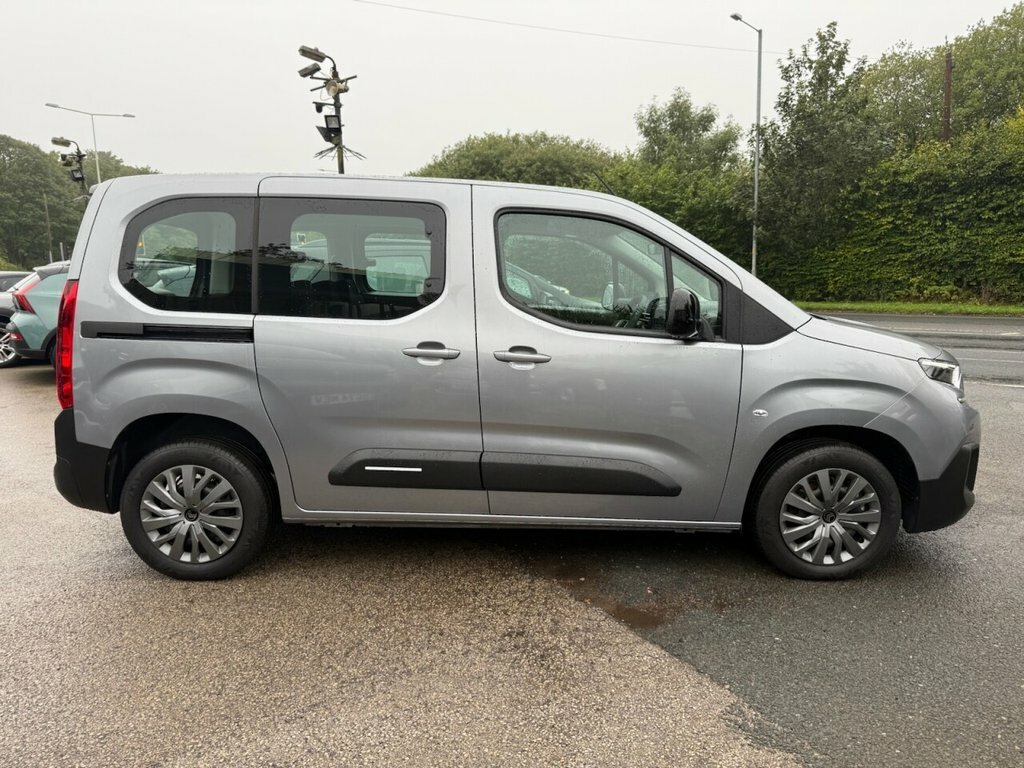Citroen e-Berlingo Mpv GL74WVK Grey #3