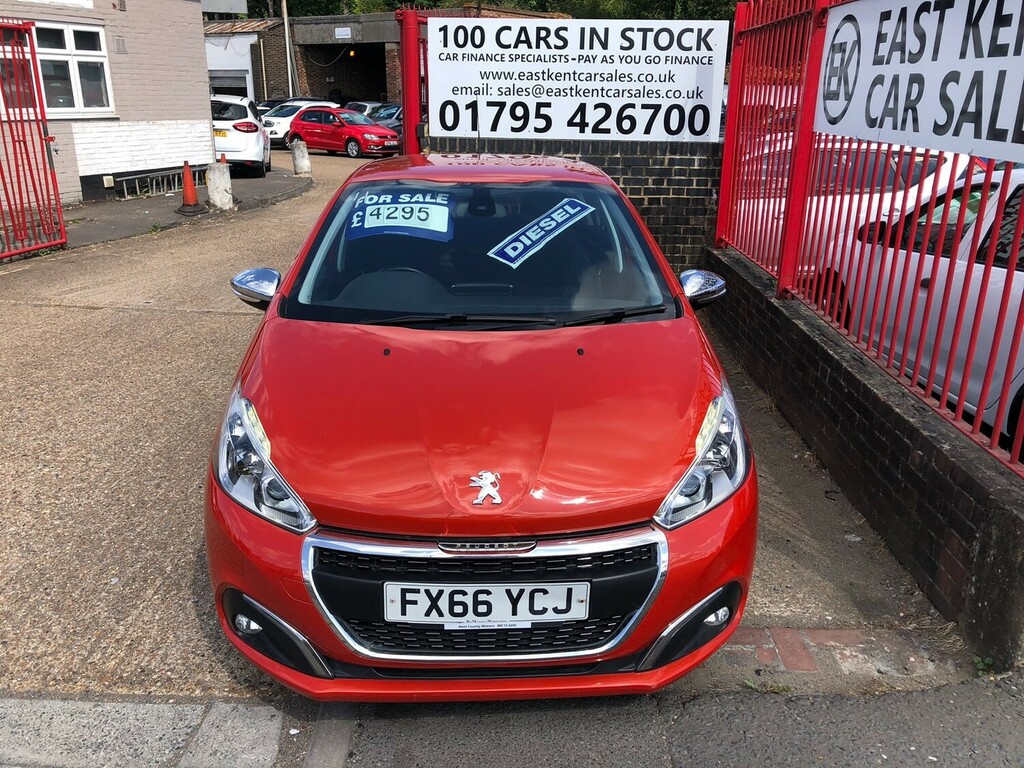 Peugeot 208 1.6 Bluehdi 100 Allure Non Start Stop FX66YCJ Orange #2