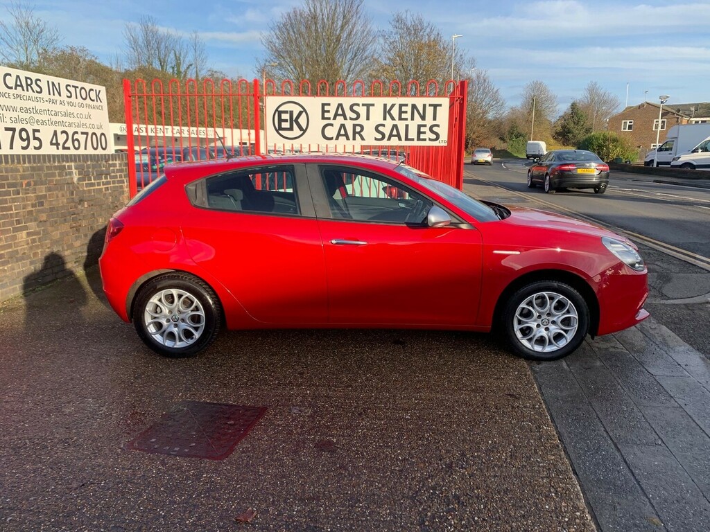 Alfa Romeo Giulietta 1.4 Tb Multiair Super Hatchback NJ18OWO Red #4