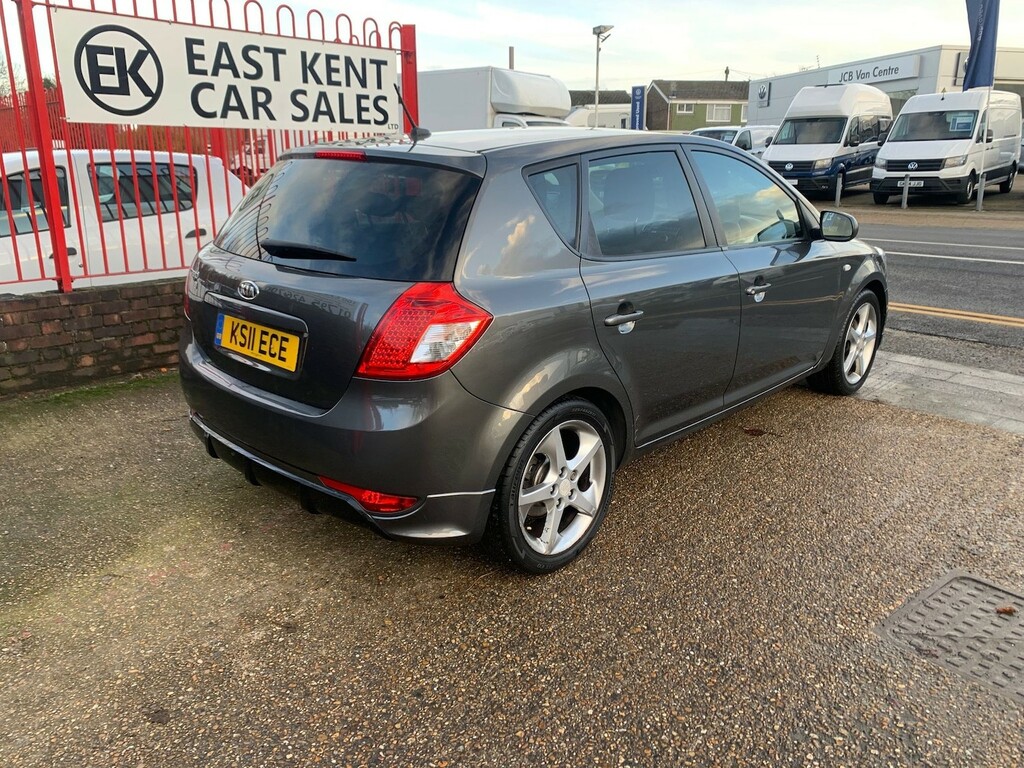 Kia Ceed 1.6 3 Hatchback Euro 5 124 Bhp Grey #5