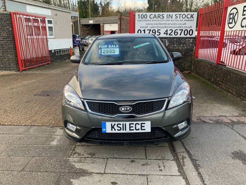 Kia Ceed 1.6 3 Hatchback Euro 5 124 Bhp Grey #2