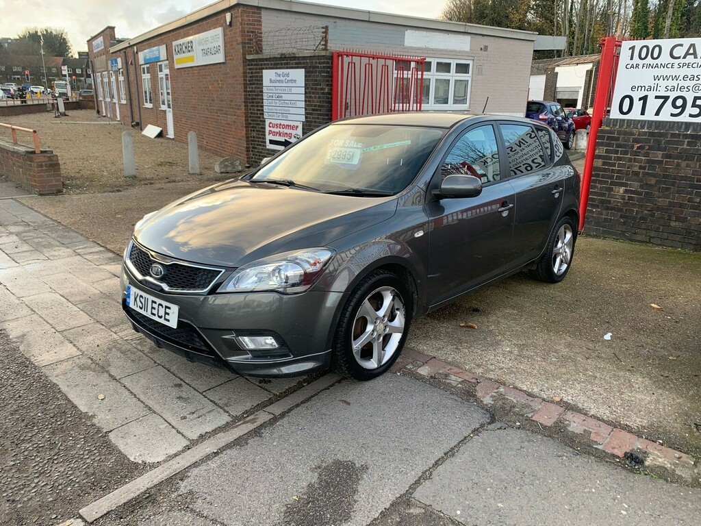 Kia Ceed 1.6 3 Hatchback Euro 5 124 Bhp Grey #3