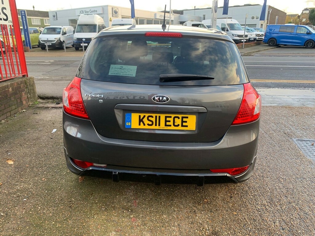 Kia Ceed 1.6 3 Hatchback Euro 5 124 Bhp Grey #6