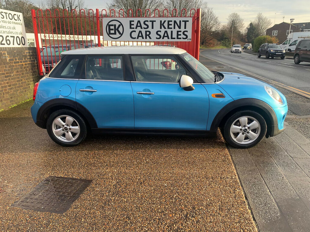Mini Hatch 1.5 Cooper D Hatchback Euro 6 S KP67DWZ Blue #4