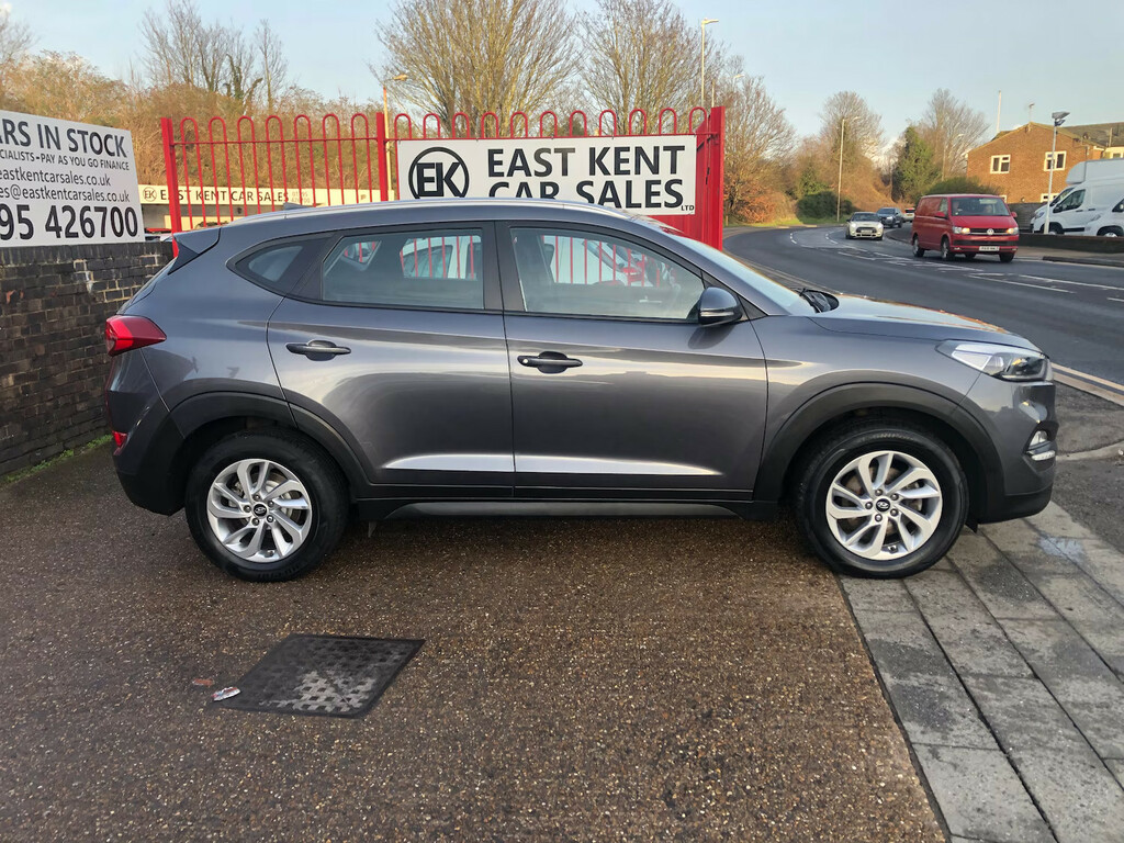 Hyundai Tucson 1.7 Crdi Blue Drive Se Suv Euro E067XEJ Grey #4