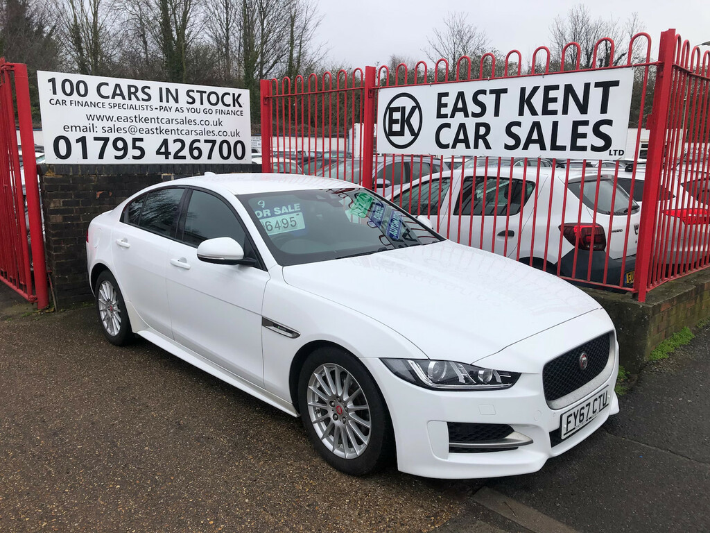 Jaguar XE 2.0D R-sport Saloon Euro 6 S S FY67CTU White #4