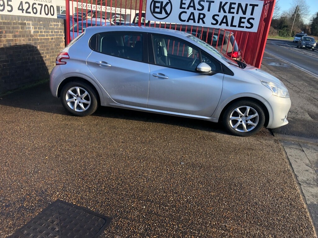 Peugeot 208 1.2 Vti Active FL63UYX Silver #4