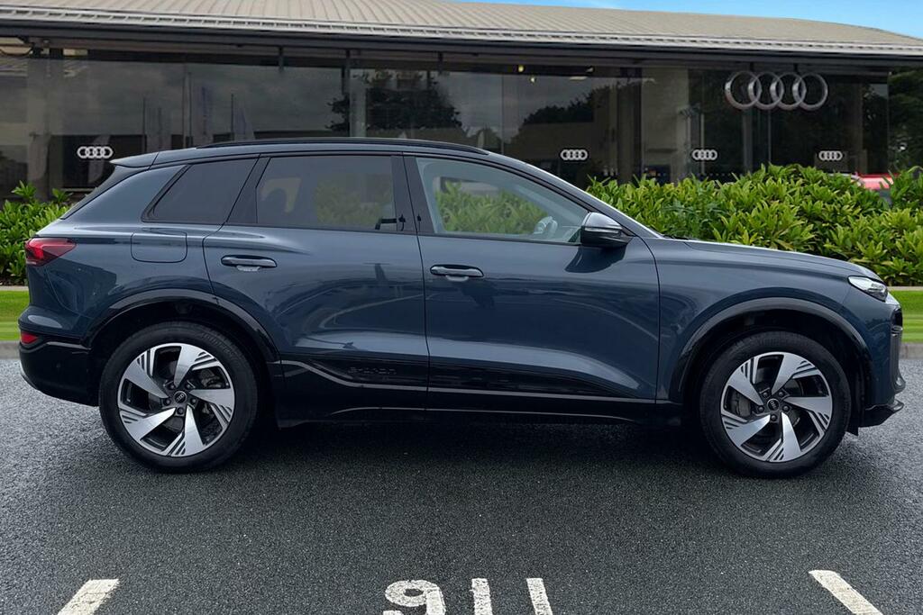 Audi Q6 E-Tron Q6 Suv S Line E-tron Quattro 285,00 Kw DN75NRL Blue #3
