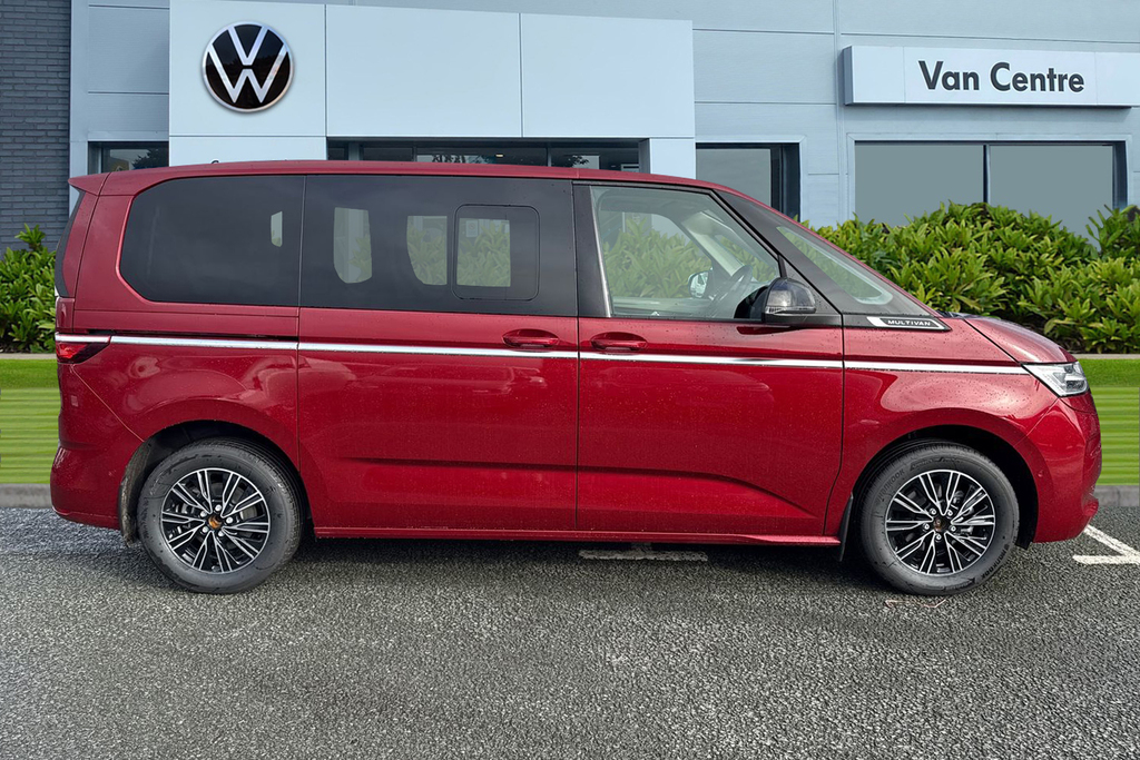 Volkswagen Multivan 2.0 Tdi Style Mpv Dsg Euro 6 Ss 150 Red #3