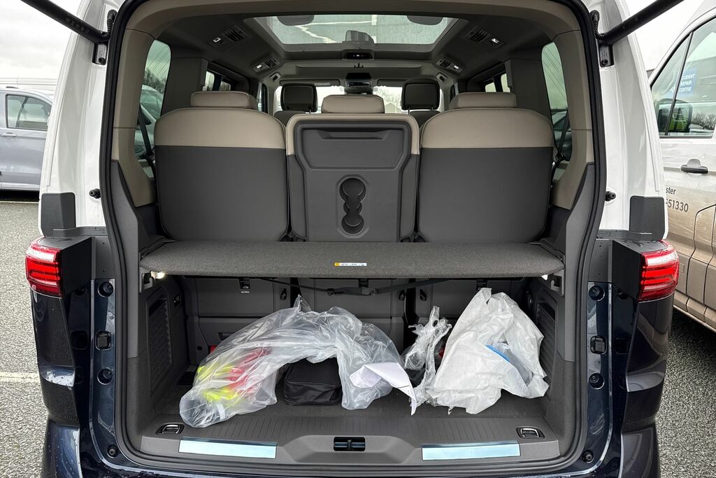 Volkswagen Multivan 2.0 Tdi Style Mpv Dsg Euro 6 Ss 150 Blue #6