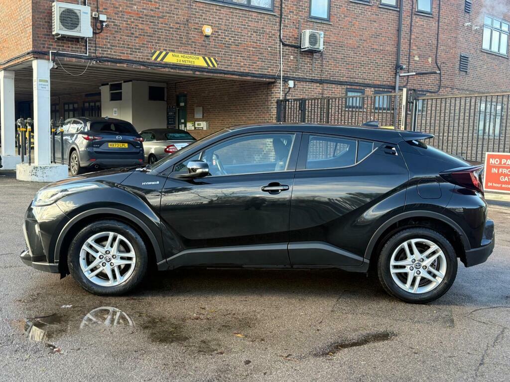 Toyota C-Hr 1.8 Vvt-h Icon Cvt Euro 6 S S FE70YCU Black #6