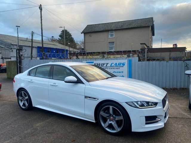 Jaguar XE Saloon White