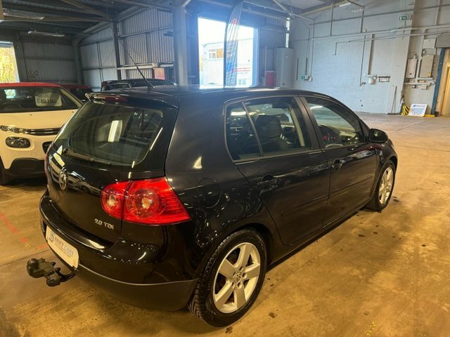 Volkswagen Golf Estate Black #6