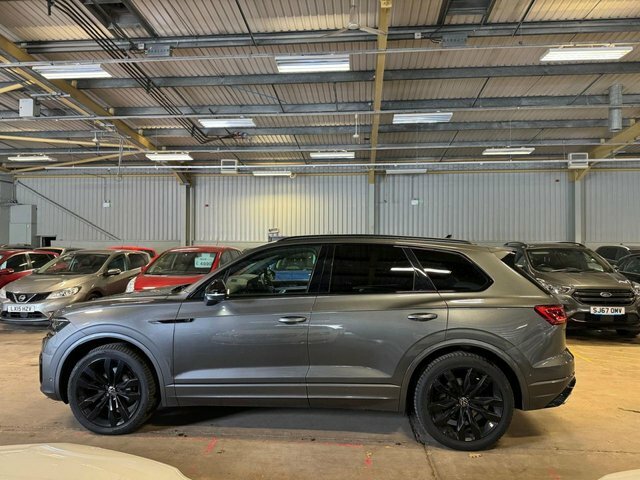 Volkswagen Touareg Suv WU23LWT Grey #3