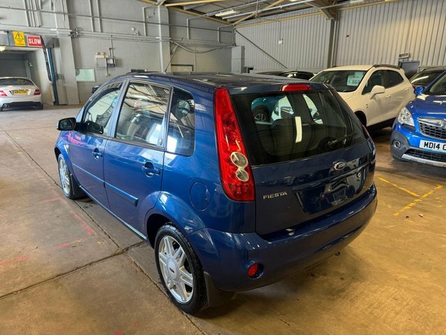Ford Fiesta Hatchback FJ08YVD Blue #4
