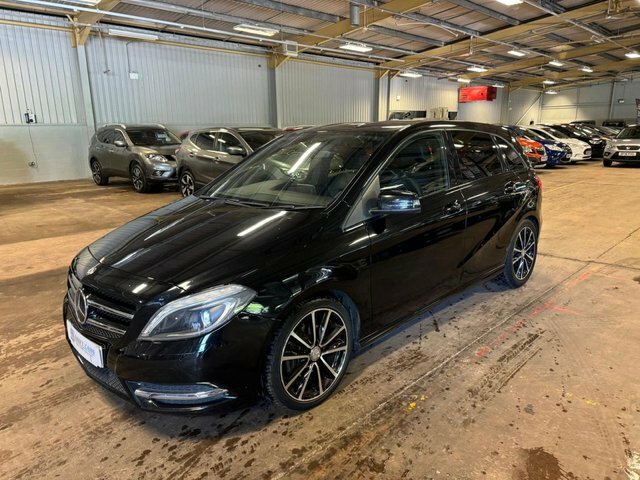 Mercedes-Benz B Class Mpv OV14TCJ Black #3