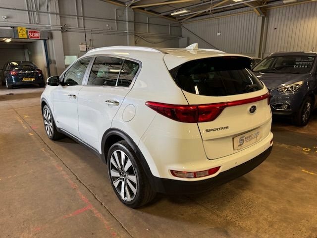 Kia Sportage Crdi Kx-3 LF66ESU White #5
