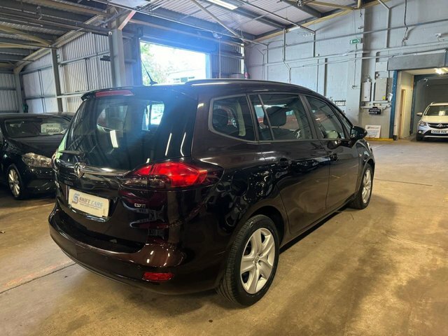 Vauxhall Zafira Tourer Mpv EO64KFJ Brown #3
