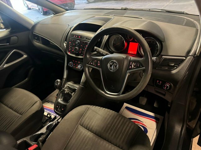 Vauxhall Zafira Tourer Mpv EO64KFJ Brown #6