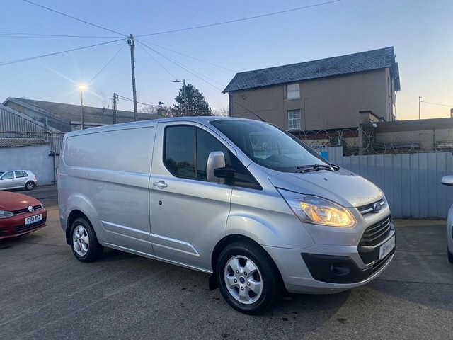 Ford Transit Custom Transit Custom 270 Limited E-tech YR65ZMY Silver