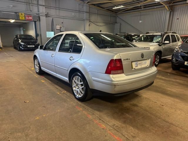 Volkswagen Bora Saloon Silver #5