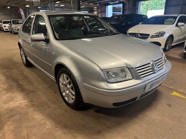 Volkswagen Bora Saloon Silver