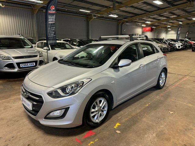 Hyundai I30 Hatchback EF15OYL Silver #3