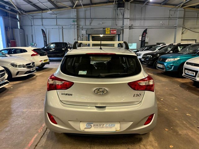 Hyundai I30 Hatchback EF15OYL Silver #6