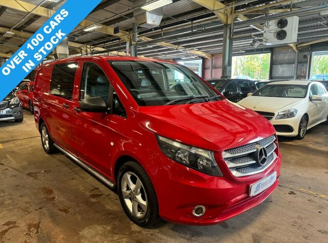 Mercedes-Benz Vito Mpv Red
