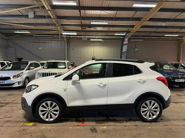 Vauxhall Mokka Suv LT16YVF White #4