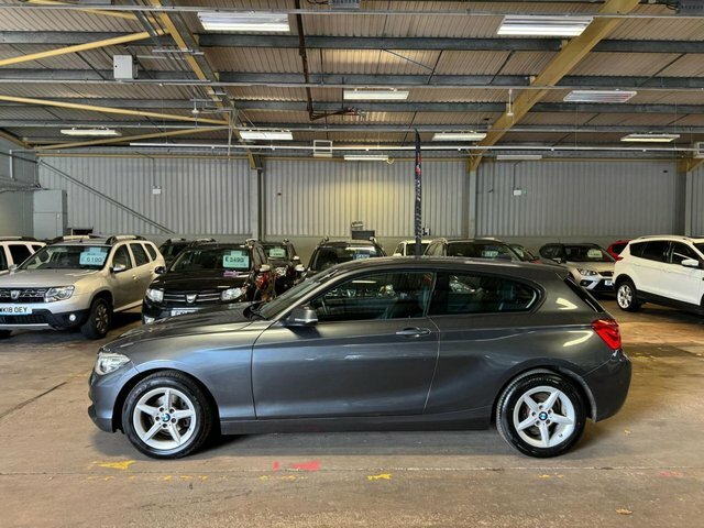 BMW 1 Series 116D Se Business GY67WSU Grey #2