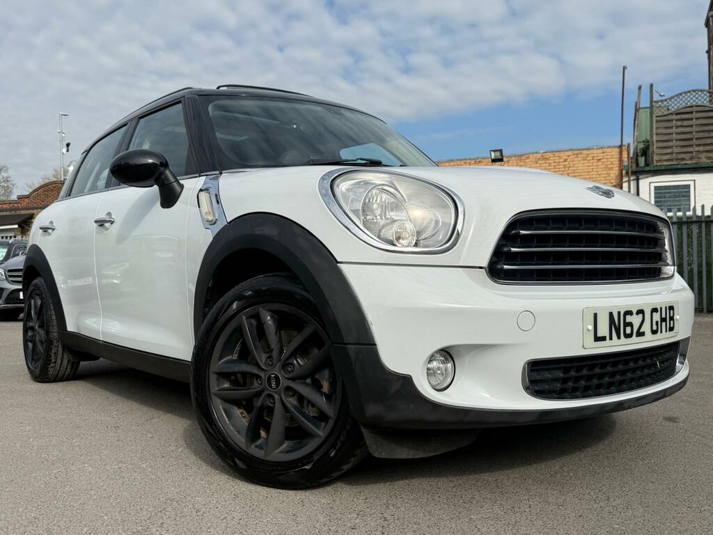 Mini Countryman 1.6 Cooper Suv All4 Euro 6 122 Ps LN62GHB White #2
