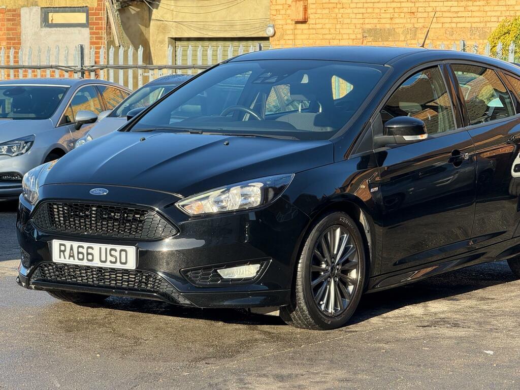 Ford Focus 1.5T Ecoboost St-line Euro 6 Ss Black #4