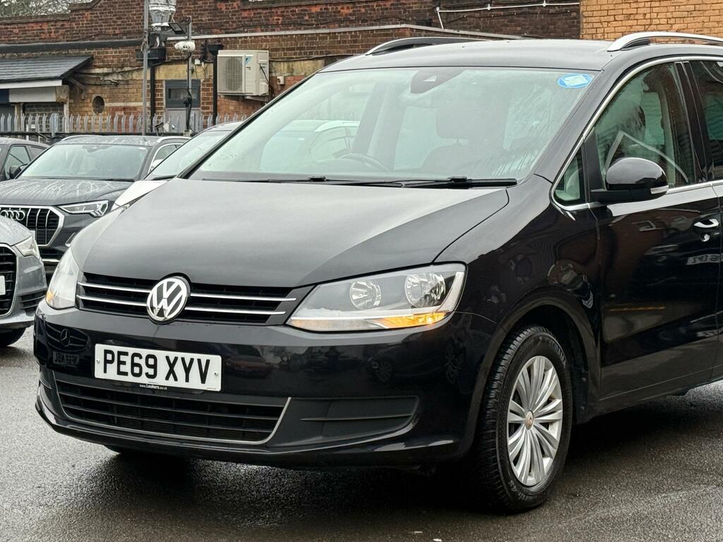 Volkswagen Sharan 2.0 Tdi Se Nav Dsg Euro 6 Ss PE69XYV Black #4
