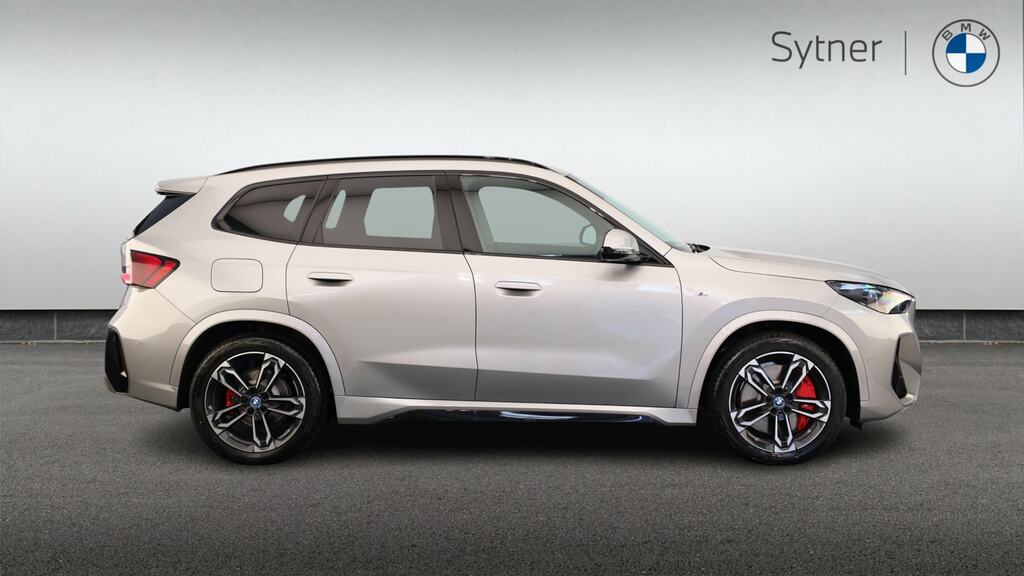 BMW iX1 230Kw Xdrive30 Shadow Edition 65Kwh EU75LNH Silver #3