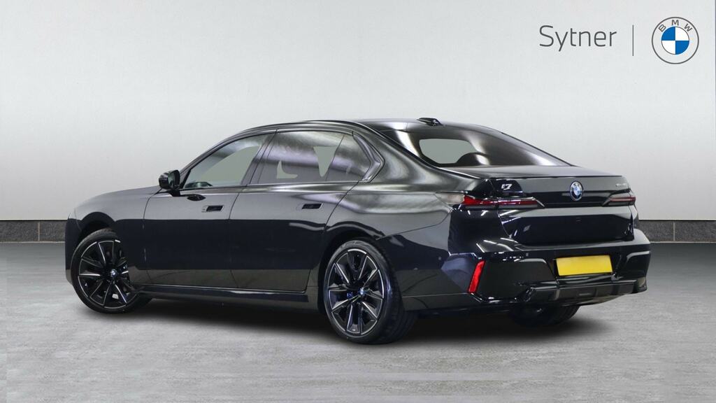 BMW i7 335Kw Edrive50 M Sport 105.7Kwh Exec BX75LWN Black #2