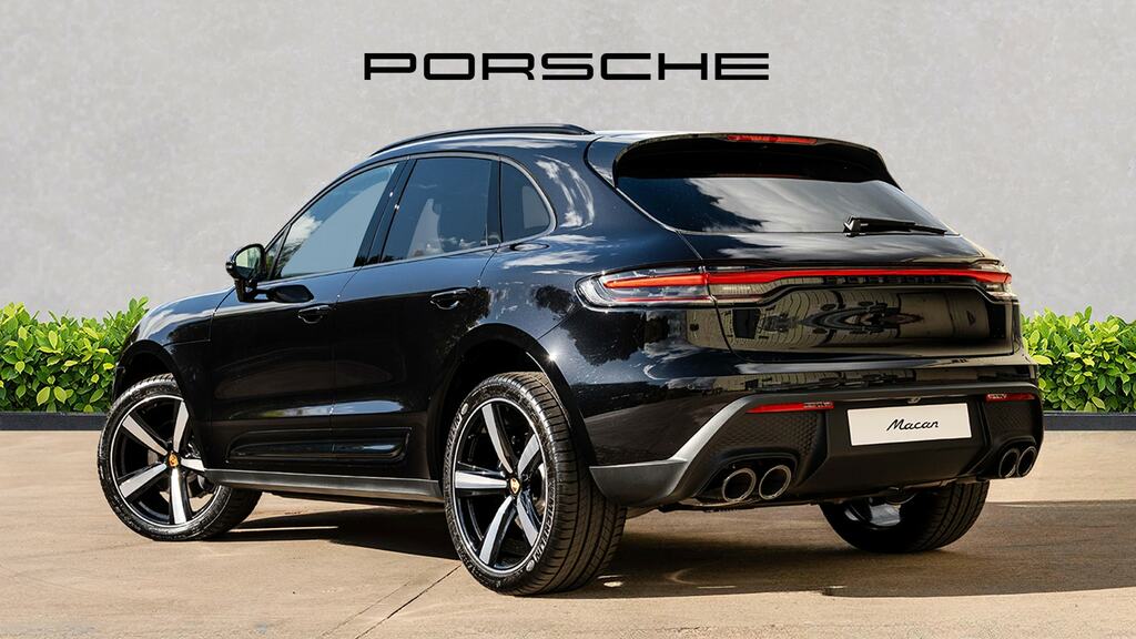 Porsche Macan 5dr Pdk SN75UJK Black #2