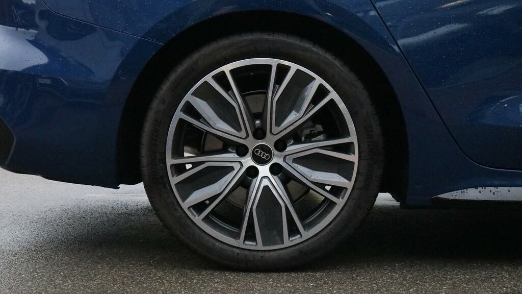 Audi A5 2.0 Tdi 204 Launch Edition S Tronic YK75JJU Blue #5