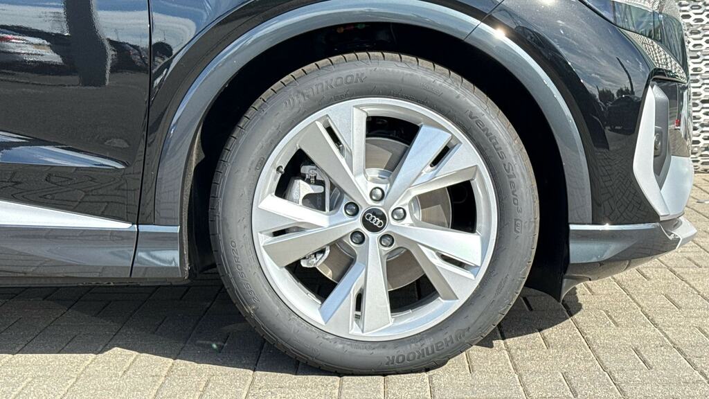 Audi Q4 E Tron 250Kw 55 Quattro 82Kwh S Line Lthtech FN75APK Black #5