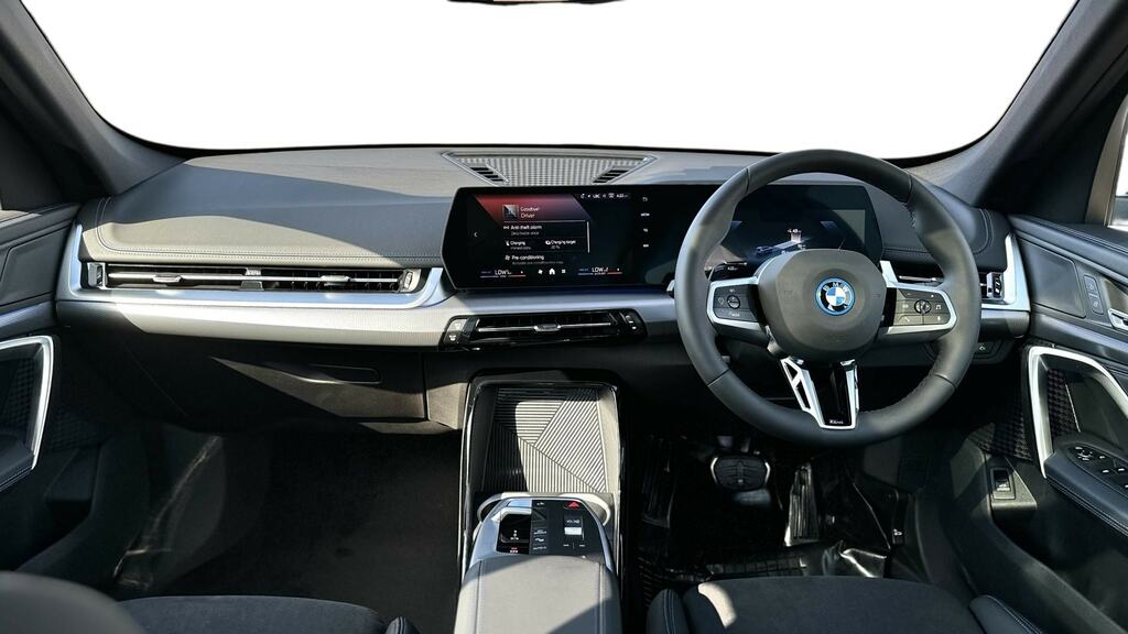 BMW iX1 150Kw Edrive20 M Sport 65Kwh 22Kwch VO75UVJ Blue #4