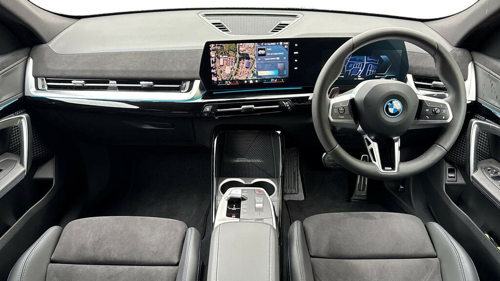 BMW iX2 150Kw Edrive20 Shadow Edition 65Kwh CN75OAE Grey #4
