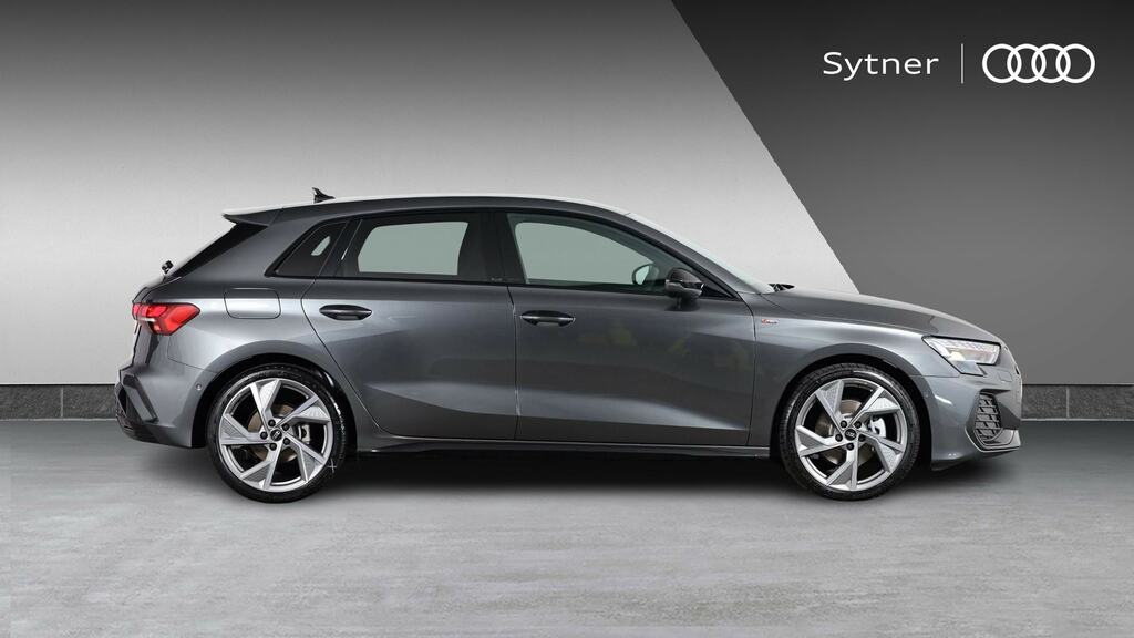 Audi A3 1.5 Tfsi 150 Black Edition Tech Pack FP75UCZ Grey #4