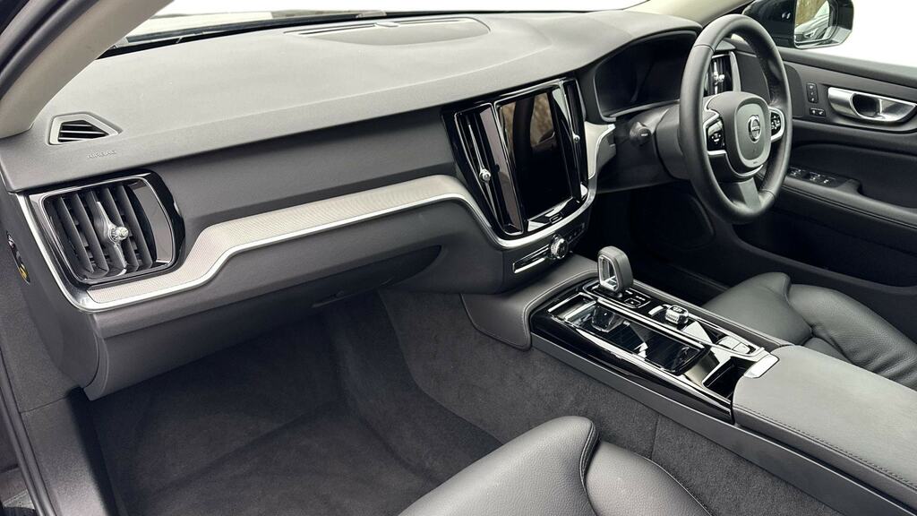 Volvo V60 Cross Country Plus, B4 Mild Hybrid, Dark Blis And Cros Grey #4